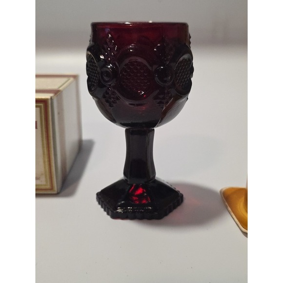 Avon Cape Cod 1876 Bayberry Fragrance Candlette Wine Goblet w/box - Picture 6 of 6